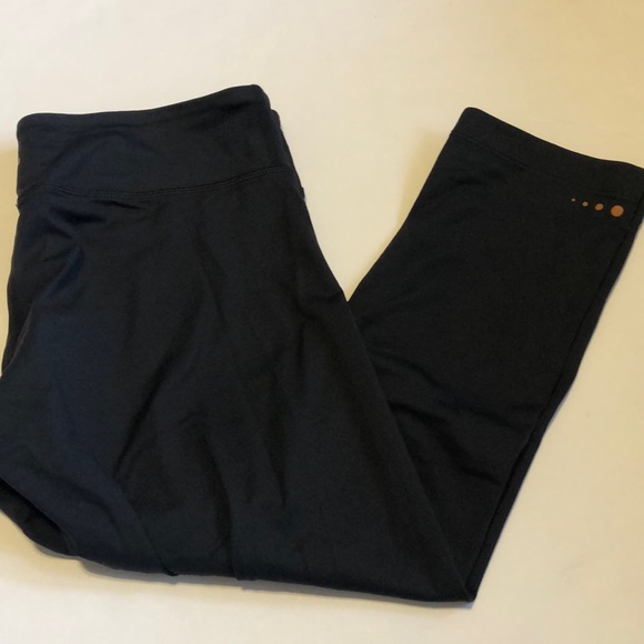 Tommie Copper Pants & Jumpsuits Tommie Cooper Capri Leggings Cool